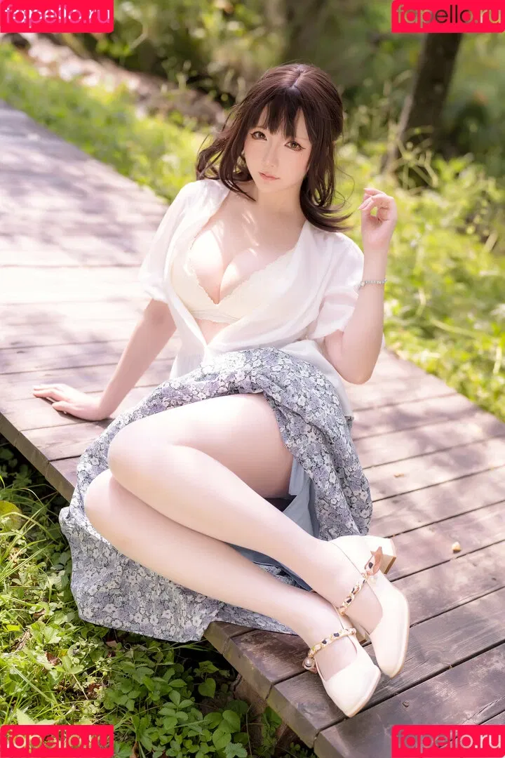 Hoshilily / hoshilily1 / hoshilily_cos / 星之迟迟 Onlyfans Photo Gallery 
