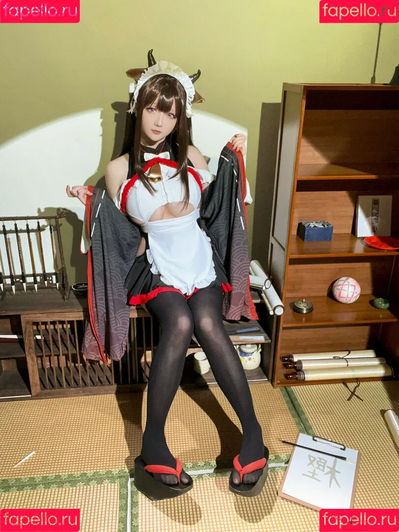 Hoshilily / hoshilily1 / hoshilily_cos / 星之迟迟 Onlyfans Photo Gallery 
