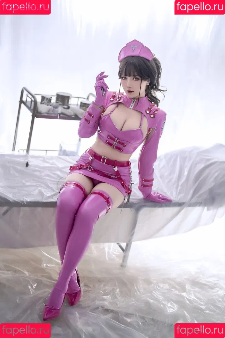 Hoshilily / hoshilily1 / hoshilily_cos / 星之迟迟 Onlyfans Photo Gallery 