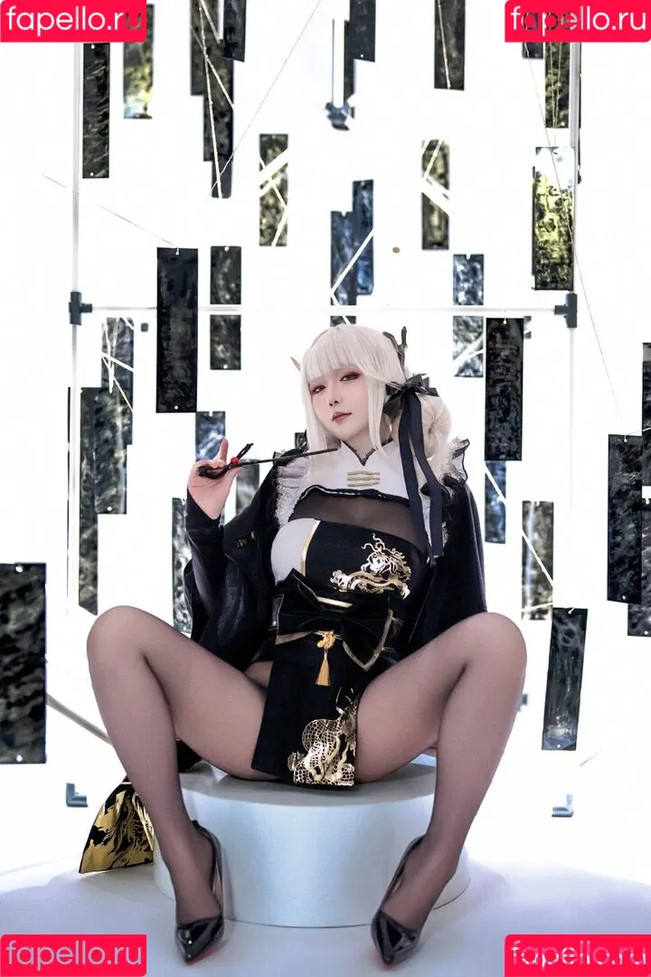 Hoshilily / hoshilily1 / hoshilily_cos / 星之迟迟 Onlyfans Photo Gallery 