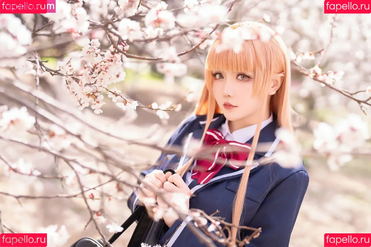 Hoshilily / hoshilily1 / hoshilily_cos / 星之迟迟 Onlyfans Photo Gallery 