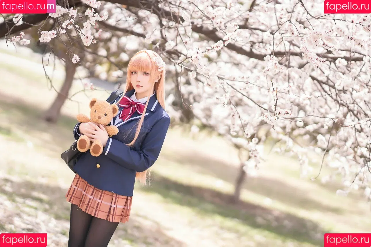 Hoshilily / hoshilily1 / hoshilily_cos / 星之迟迟 Onlyfans Photo Gallery 
