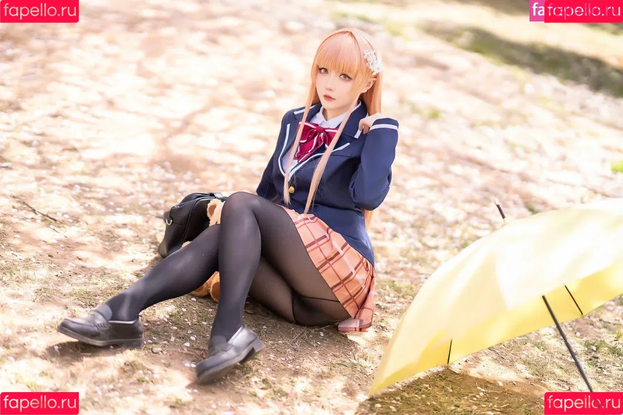 Hoshilily / hoshilily1 / hoshilily_cos / 星之迟迟 Onlyfans Photo Gallery 