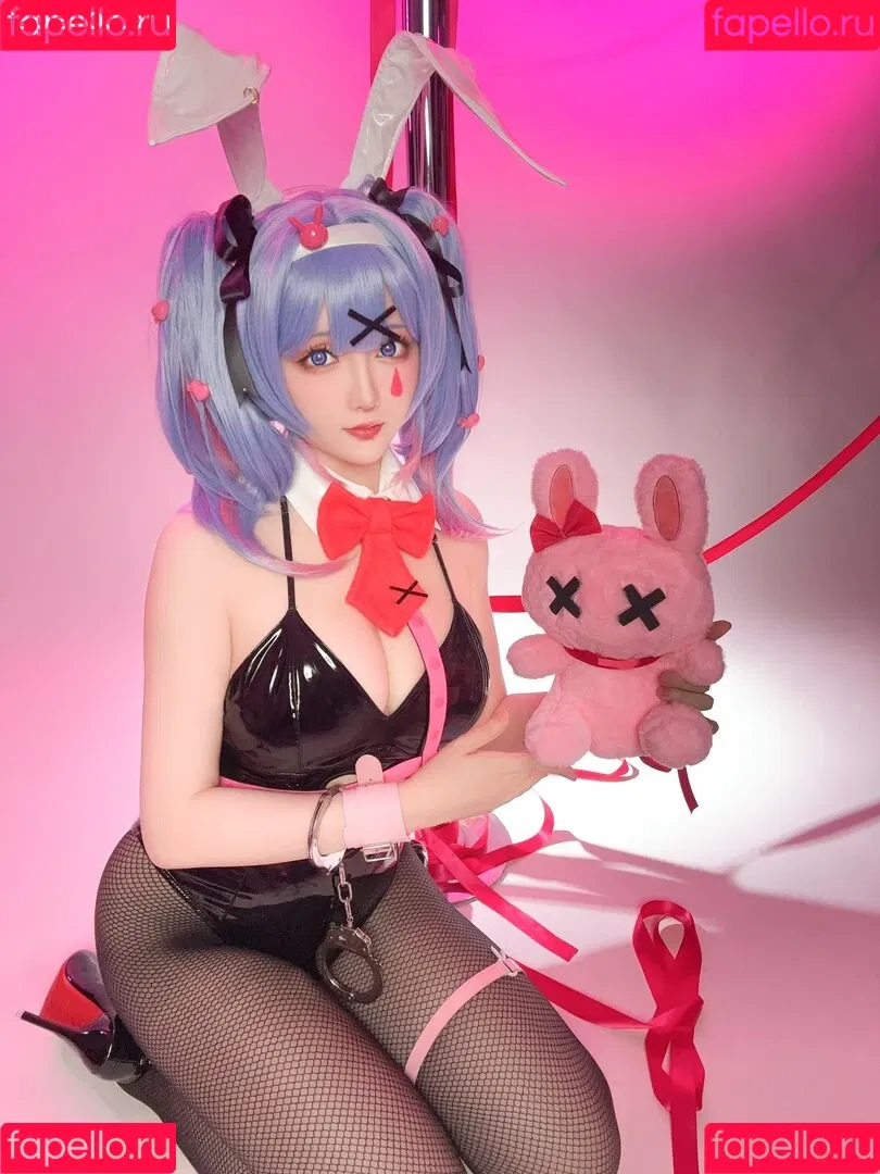 Hoshilily / hoshilily1 / hoshilily_cos / 星之迟迟 Onlyfans Photo Gallery 