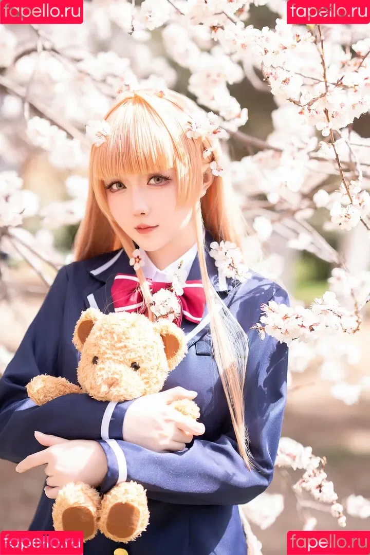 Hoshilily / hoshilily1 / hoshilily_cos / 星之迟迟 Onlyfans Photo Gallery 