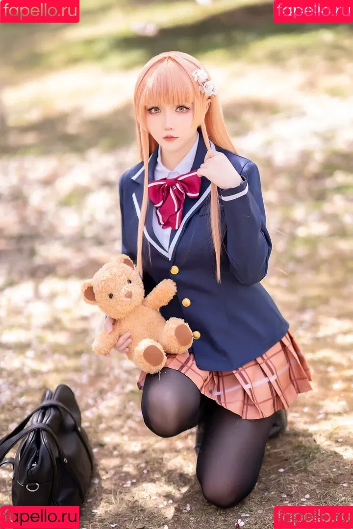 Hoshilily / hoshilily1 / hoshilily_cos / 星之迟迟 Onlyfans Photo Gallery 