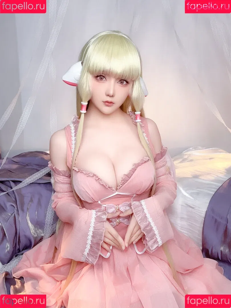 Hoshilily / hoshilily1 / hoshilily_cos / 星之迟迟 Onlyfans Photo Gallery 