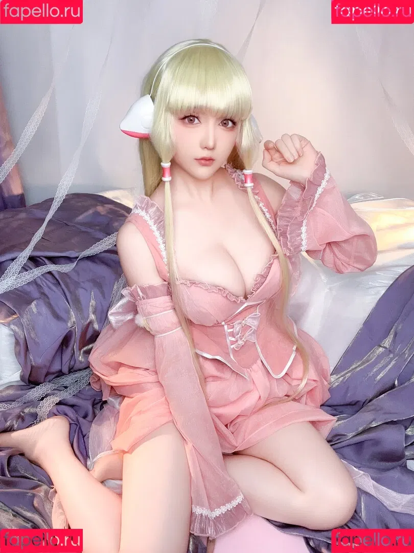 Hoshilily / hoshilily1 / hoshilily_cos / 星之迟迟 Onlyfans Photo Gallery 