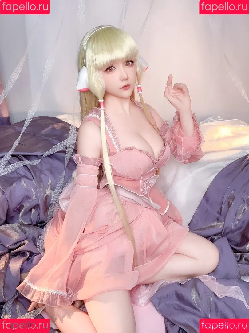 Hoshilily / hoshilily1 / hoshilily_cos / 星之迟迟 Onlyfans Photo Gallery 