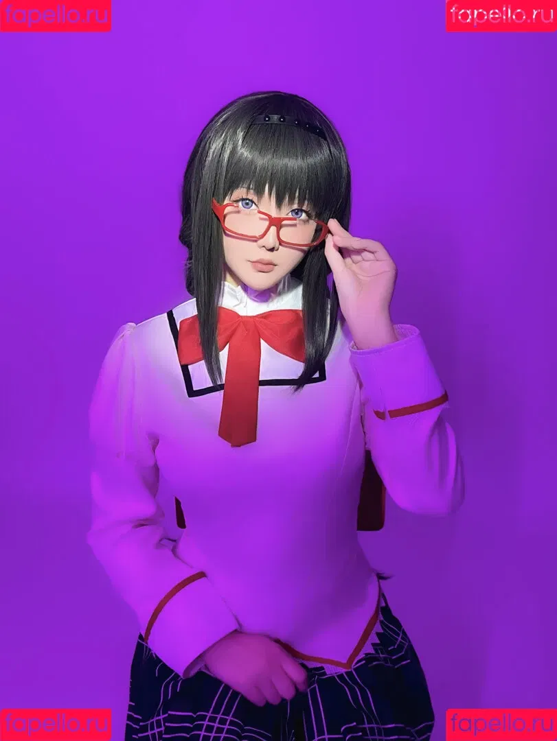 Hoshilily / hoshilily1 / hoshilily_cos / 星之迟迟 Onlyfans Photo Gallery 