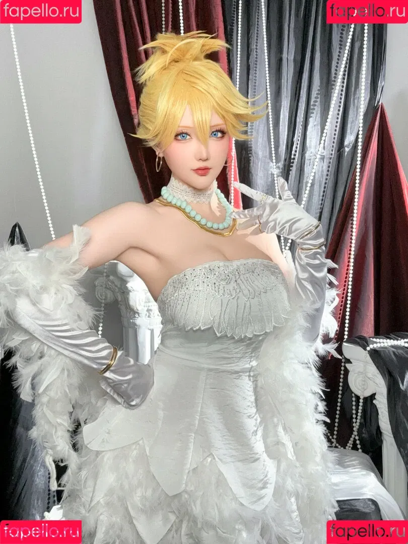 Hoshilily / hoshilily1 / hoshilily_cos / 星之迟迟 Onlyfans Photo Gallery 