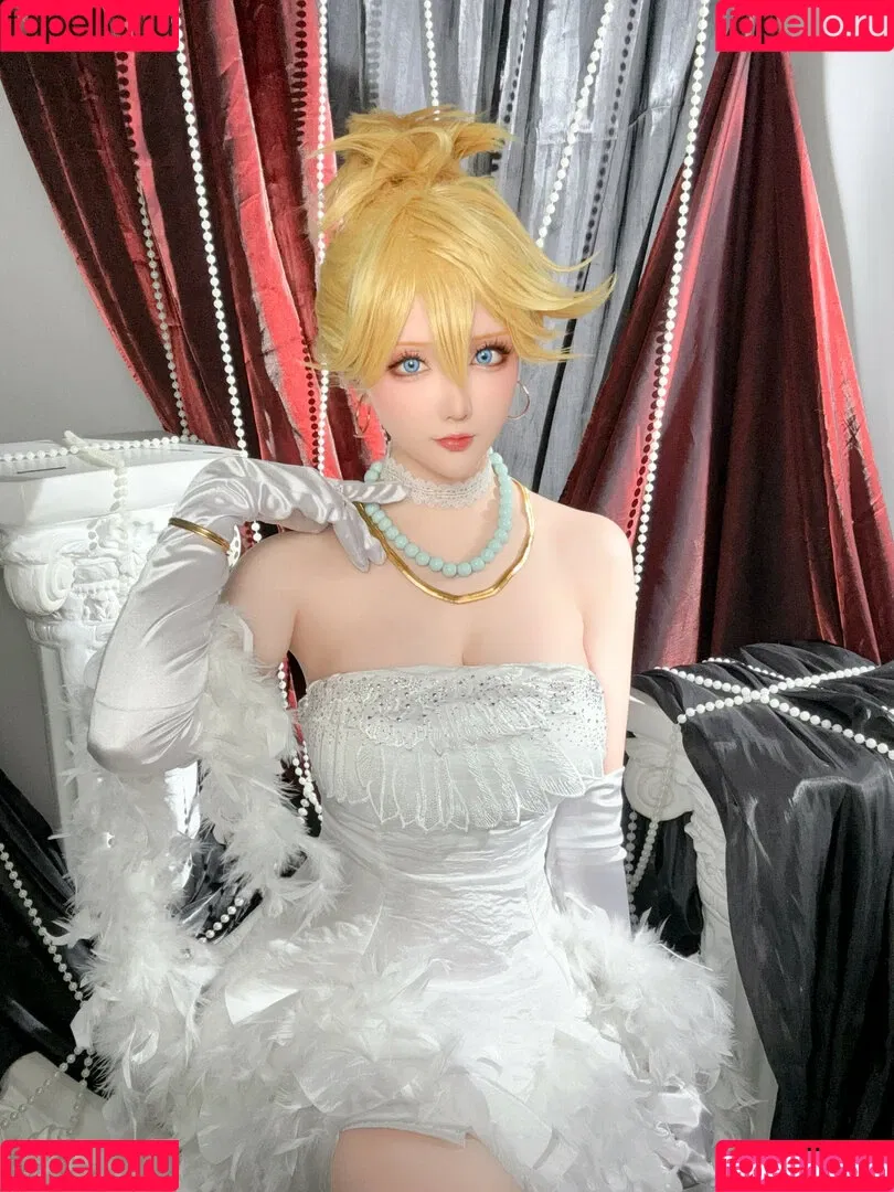 Hoshilily / hoshilily1 / hoshilily_cos / 星之迟迟 Onlyfans Photo Gallery 