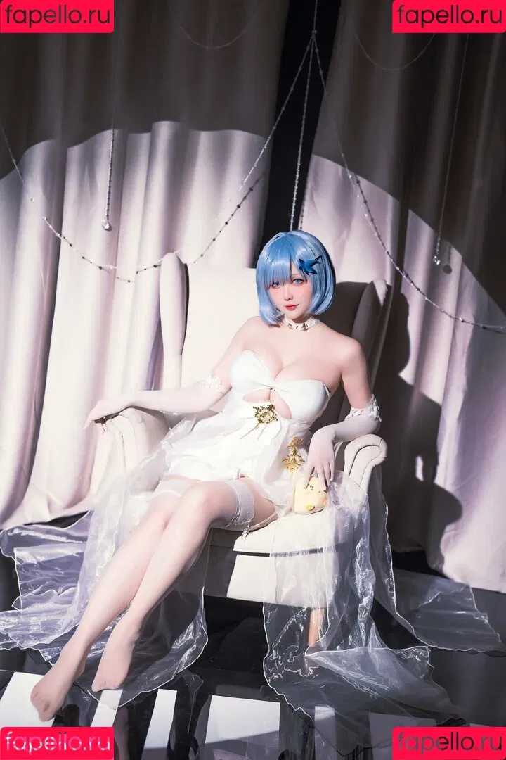 Hoshilily / hoshilily1 / hoshilily_cos / 星之迟迟 Onlyfans Photo Gallery 