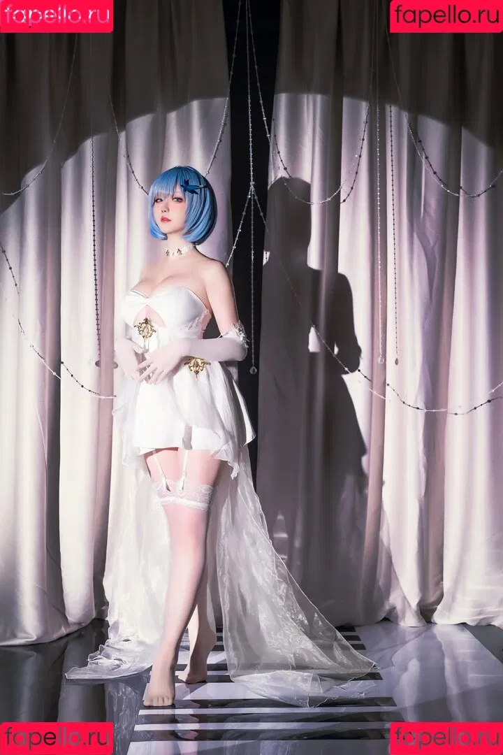 Hoshilily / hoshilily1 / hoshilily_cos / 星之迟迟 Onlyfans Photo Gallery 