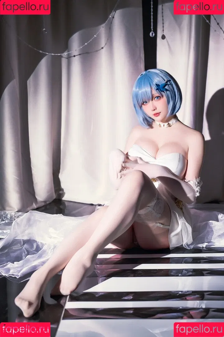 Hoshilily / hoshilily1 / hoshilily_cos / 星之迟迟 Onlyfans Photo Gallery 