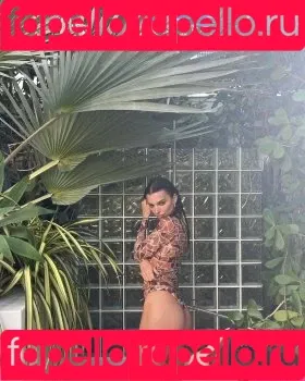 Emily Ratajkowski / emrata Onlyfans Photo Gallery 