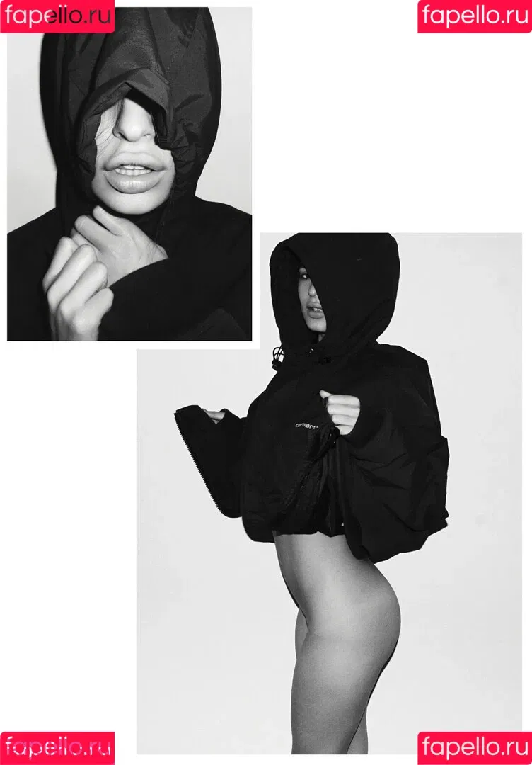 Emily Ratajkowski / emrata Onlyfans Photo Gallery 
