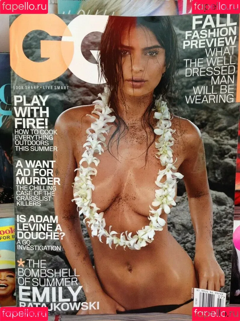 Emily Ratajkowski / emrata Onlyfans Photo Gallery 