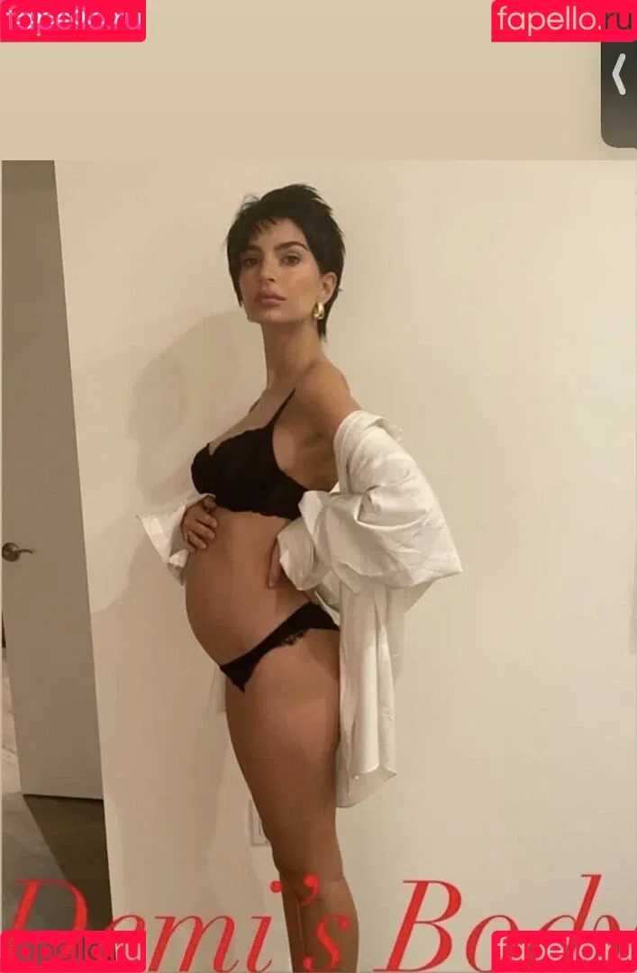 Emily Ratajkowski / emrata Onlyfans Photo Gallery 