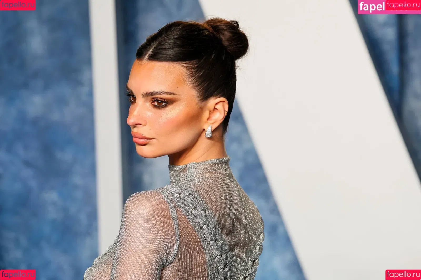 Emily Ratajkowski / emrata Onlyfans Photo Gallery 