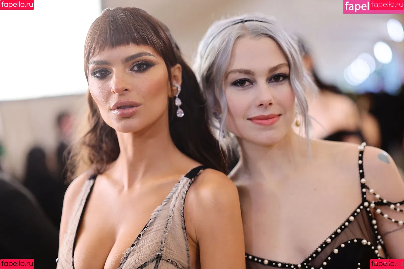 Emily Ratajkowski / emrata Onlyfans Photo Gallery 