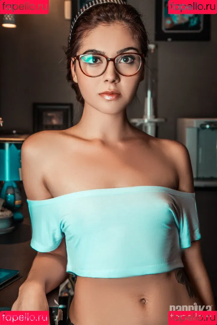 Paprika / callherpaprika / ngpaprika Onlyfans Photo Gallery 