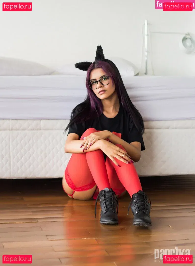 Paprika / callherpaprika / ngpaprika Onlyfans Photo Gallery 