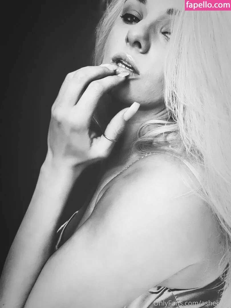 ashelizxd / lilwitchbaby__ Onlyfans Photo Gallery 