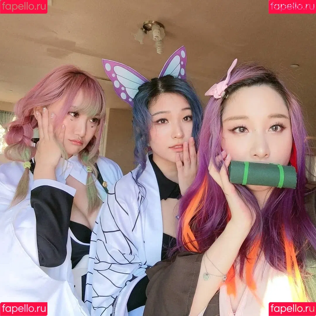 AriaSaki / annoyingaria Onlyfans Photo Gallery 