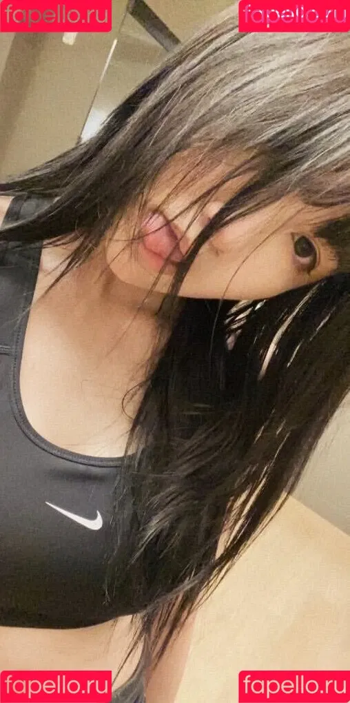 AriaSaki / annoyingaria Onlyfans Photo Gallery 