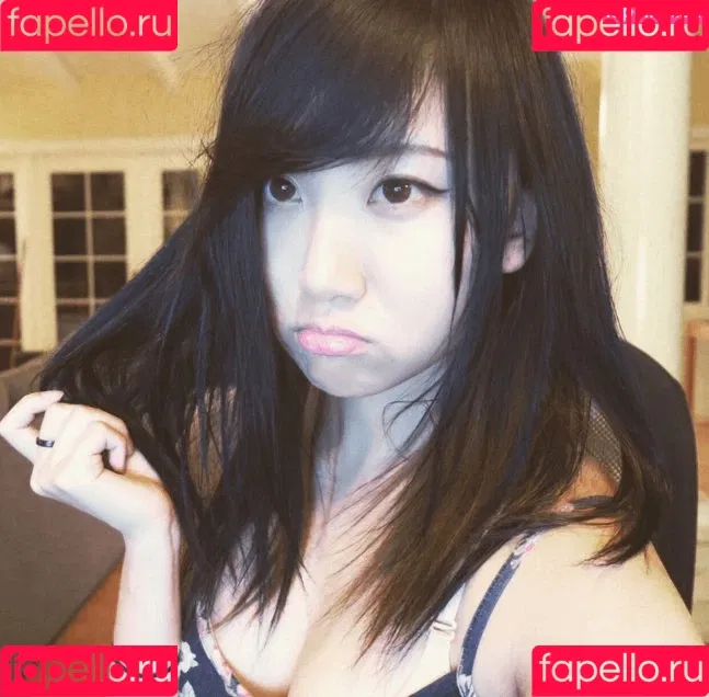 AriaSaki / annoyingaria Onlyfans Photo Gallery 
