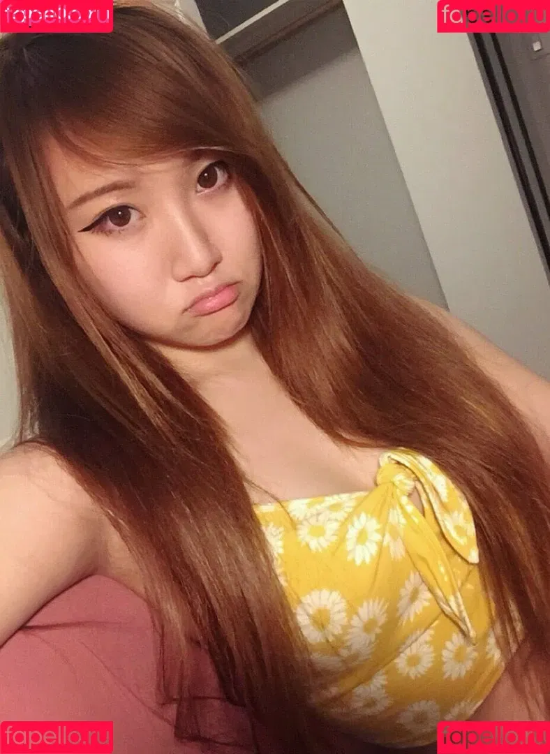 AriaSaki / annoyingaria Onlyfans Photo Gallery 