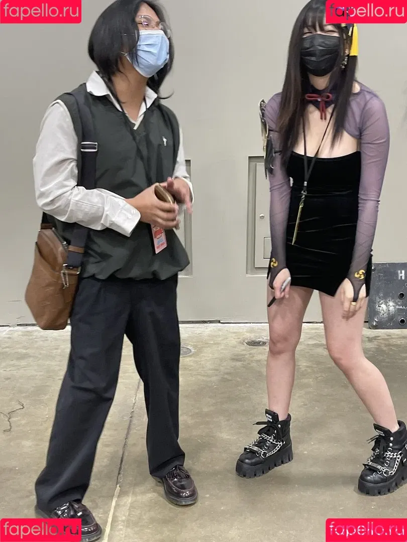 AriaSaki / annoyingaria Onlyfans Photo Gallery 