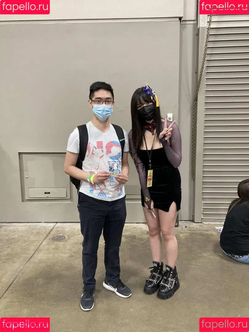 AriaSaki / annoyingaria Onlyfans Photo Gallery 