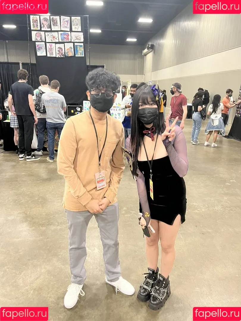 AriaSaki / annoyingaria Onlyfans Photo Gallery 