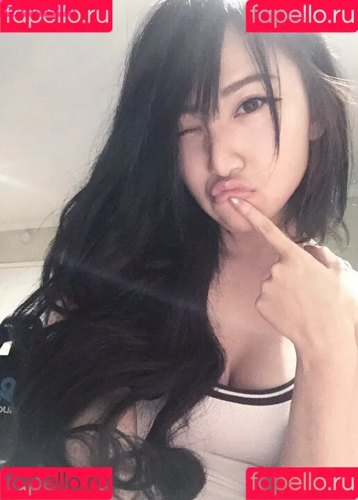 AriaSaki / annoyingaria Onlyfans Photo Gallery 