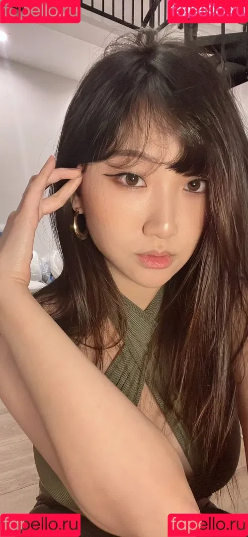 AriaSaki / annoyingaria Onlyfans Photo Gallery 