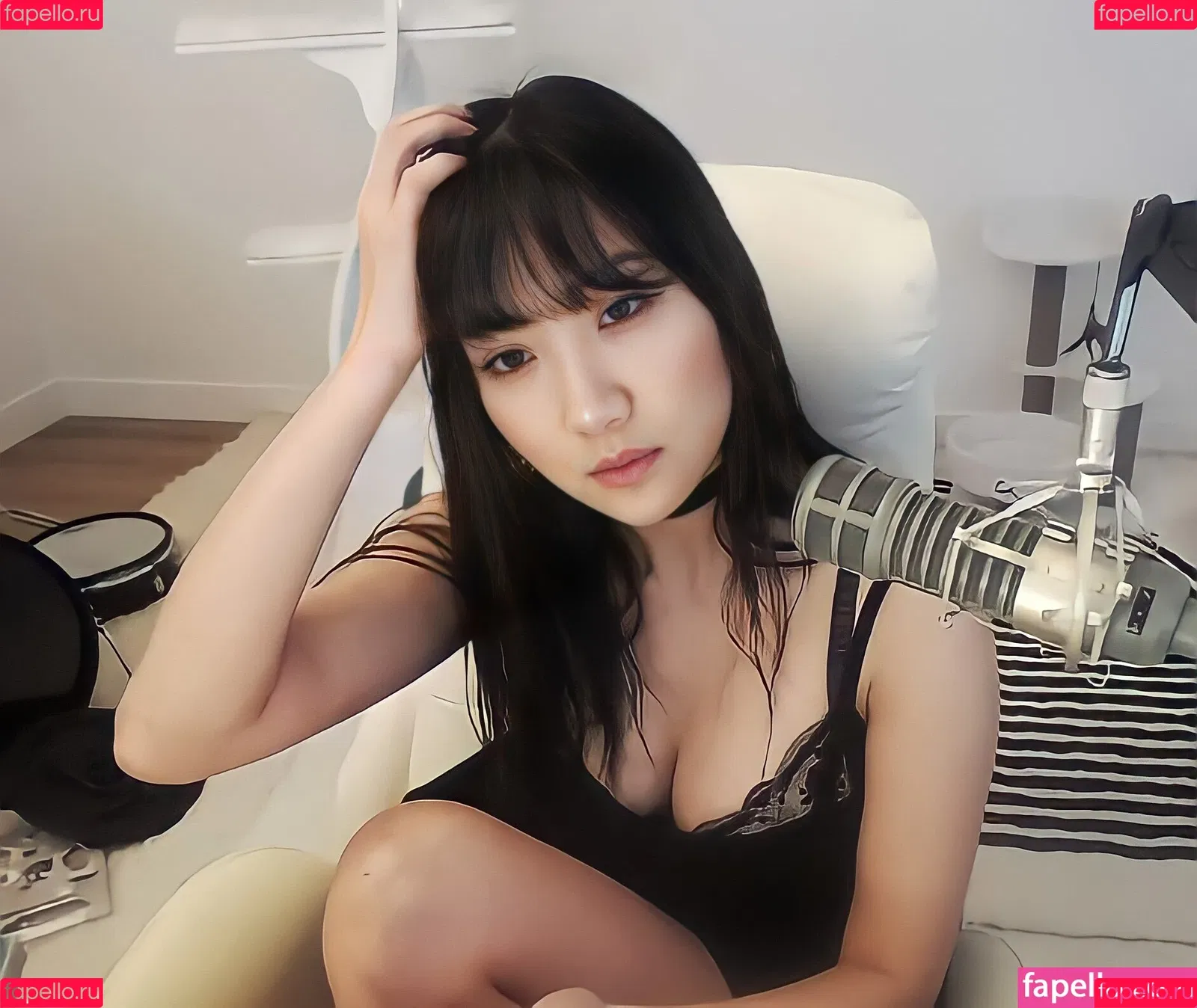 AriaSaki / annoyingaria Onlyfans Photo Gallery 