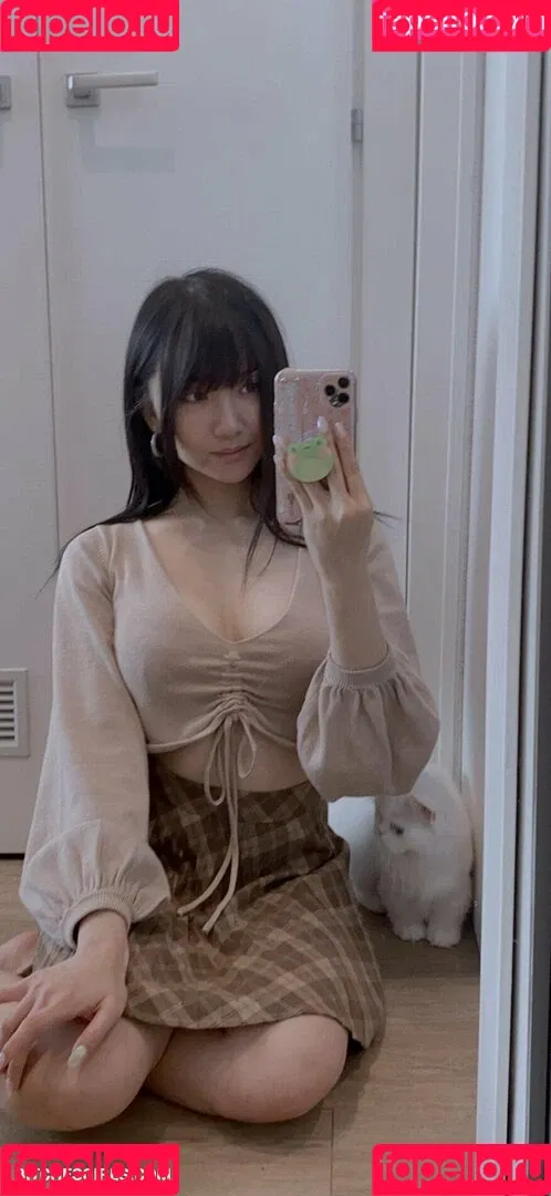 AriaSaki / annoyingaria Onlyfans Photo Gallery 
