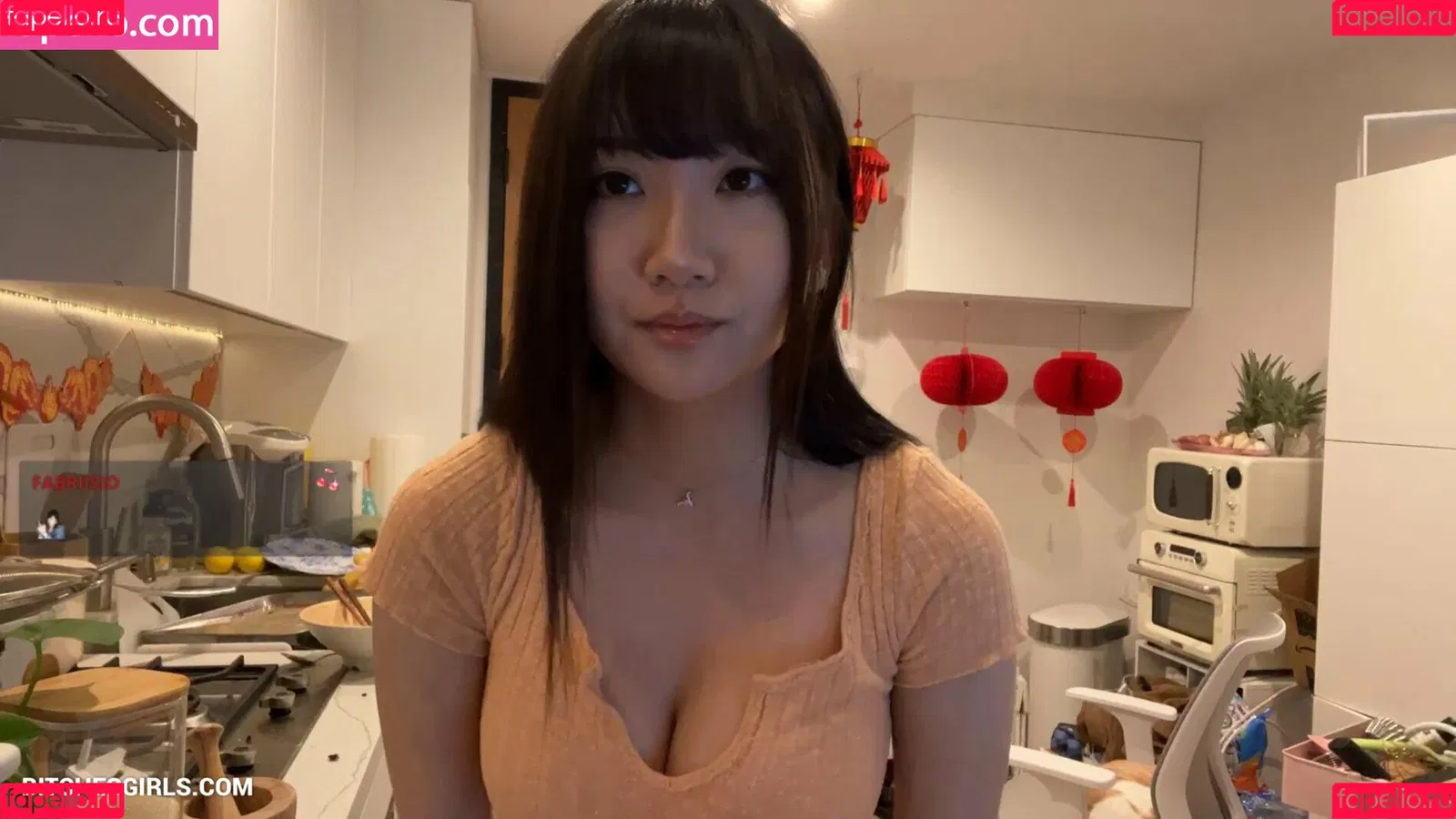 AriaSaki / annoyingaria Onlyfans Photo Gallery 