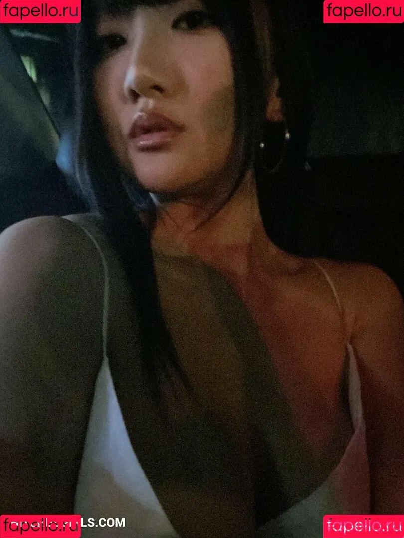 AriaSaki / annoyingaria Onlyfans Photo Gallery 