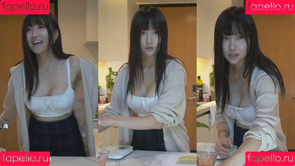 AriaSaki / annoyingaria Onlyfans Photo Gallery 