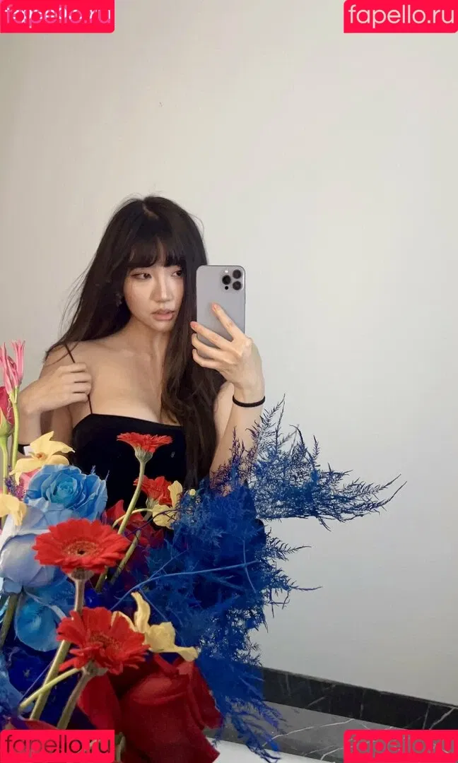 AriaSaki / annoyingaria Onlyfans Photo Gallery 