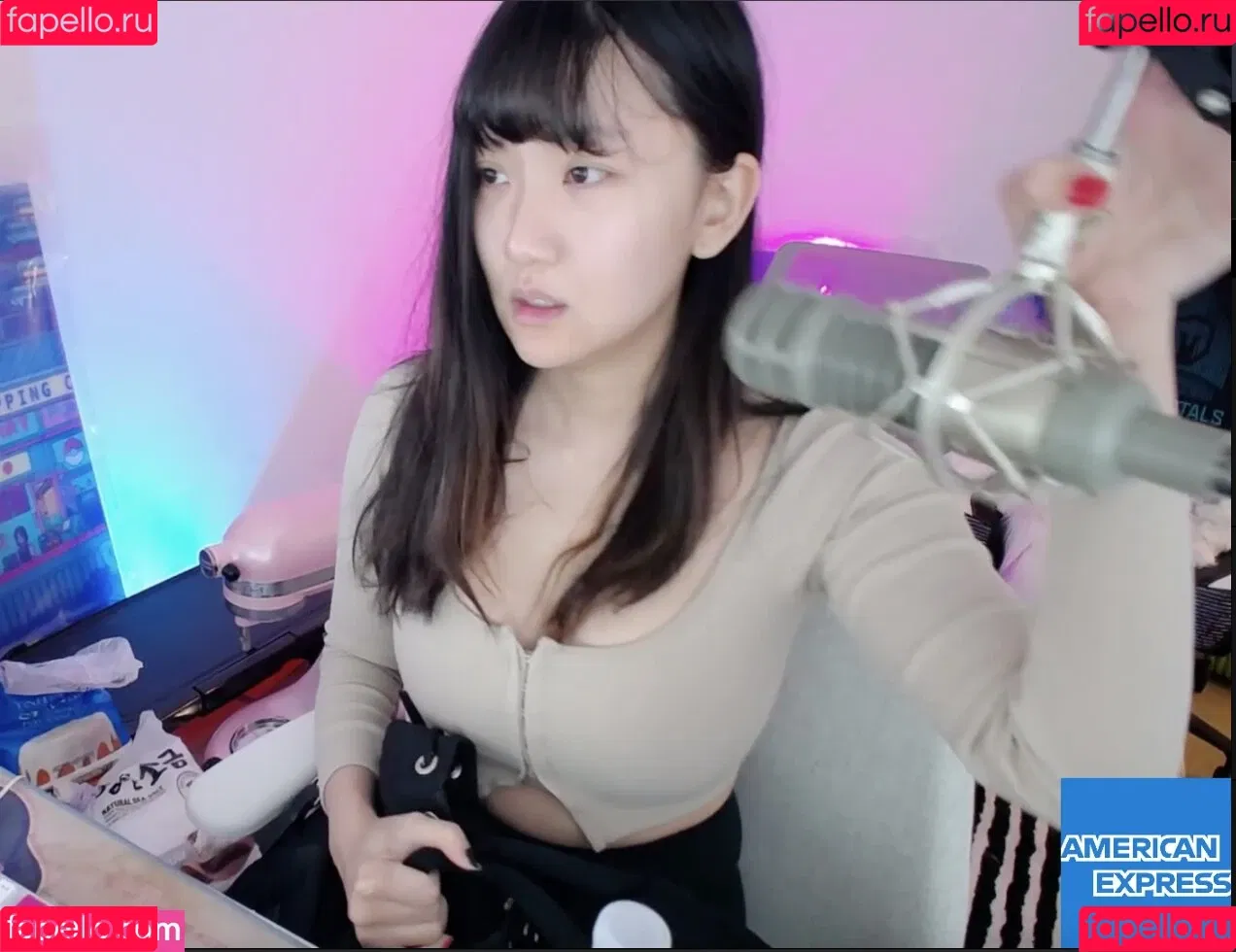 AriaSaki / annoyingaria Onlyfans Photo Gallery 
