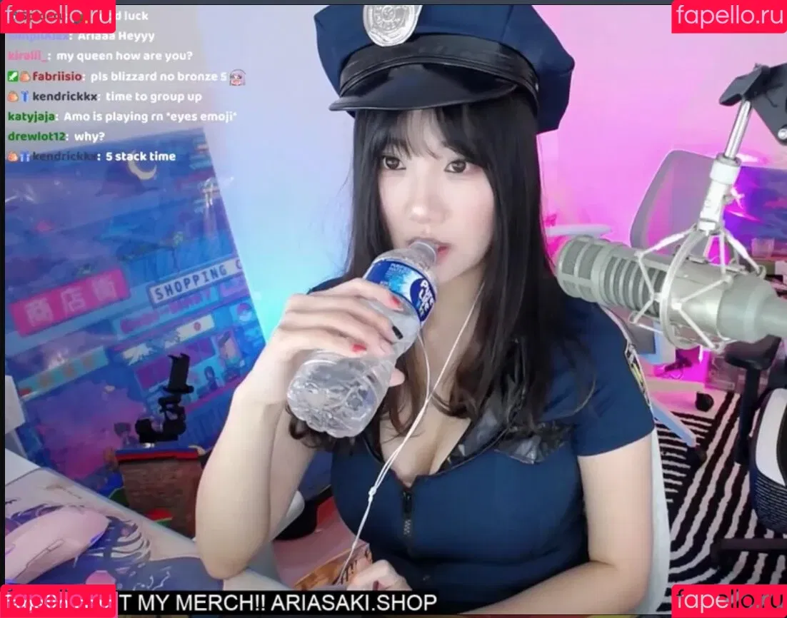 AriaSaki / annoyingaria Onlyfans Photo Gallery 