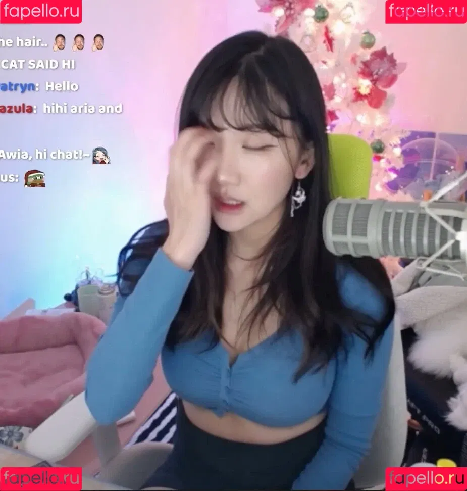 AriaSaki / annoyingaria Onlyfans Photo Gallery 