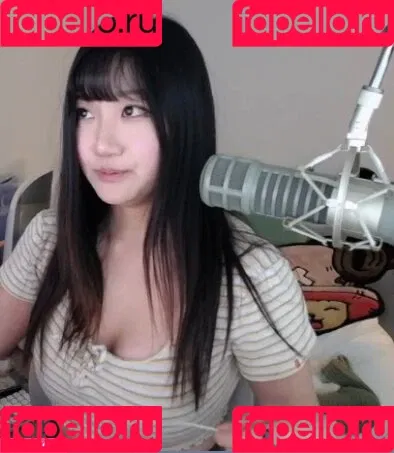 AriaSaki / annoyingaria Onlyfans Photo Gallery 