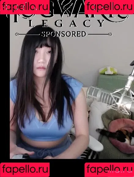 AriaSaki / annoyingaria Onlyfans Photo Gallery 