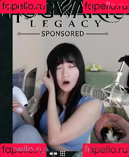 AriaSaki / annoyingaria Onlyfans Photo Gallery 
