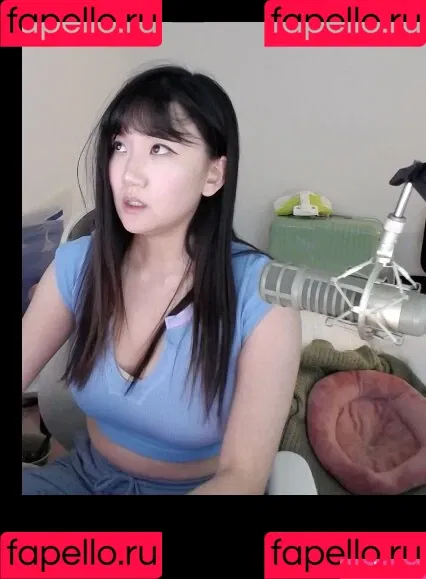 AriaSaki / annoyingaria Onlyfans Photo Gallery 